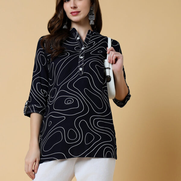 Women's Navy Blue Printed Kurti